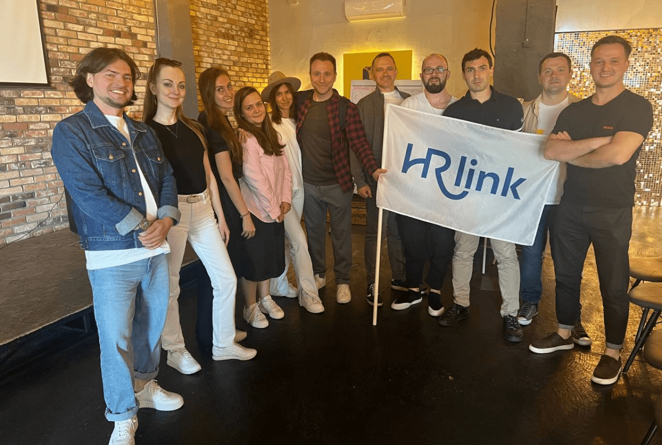 Компания HRlink привлекает фрилансеров на отдельные задачи