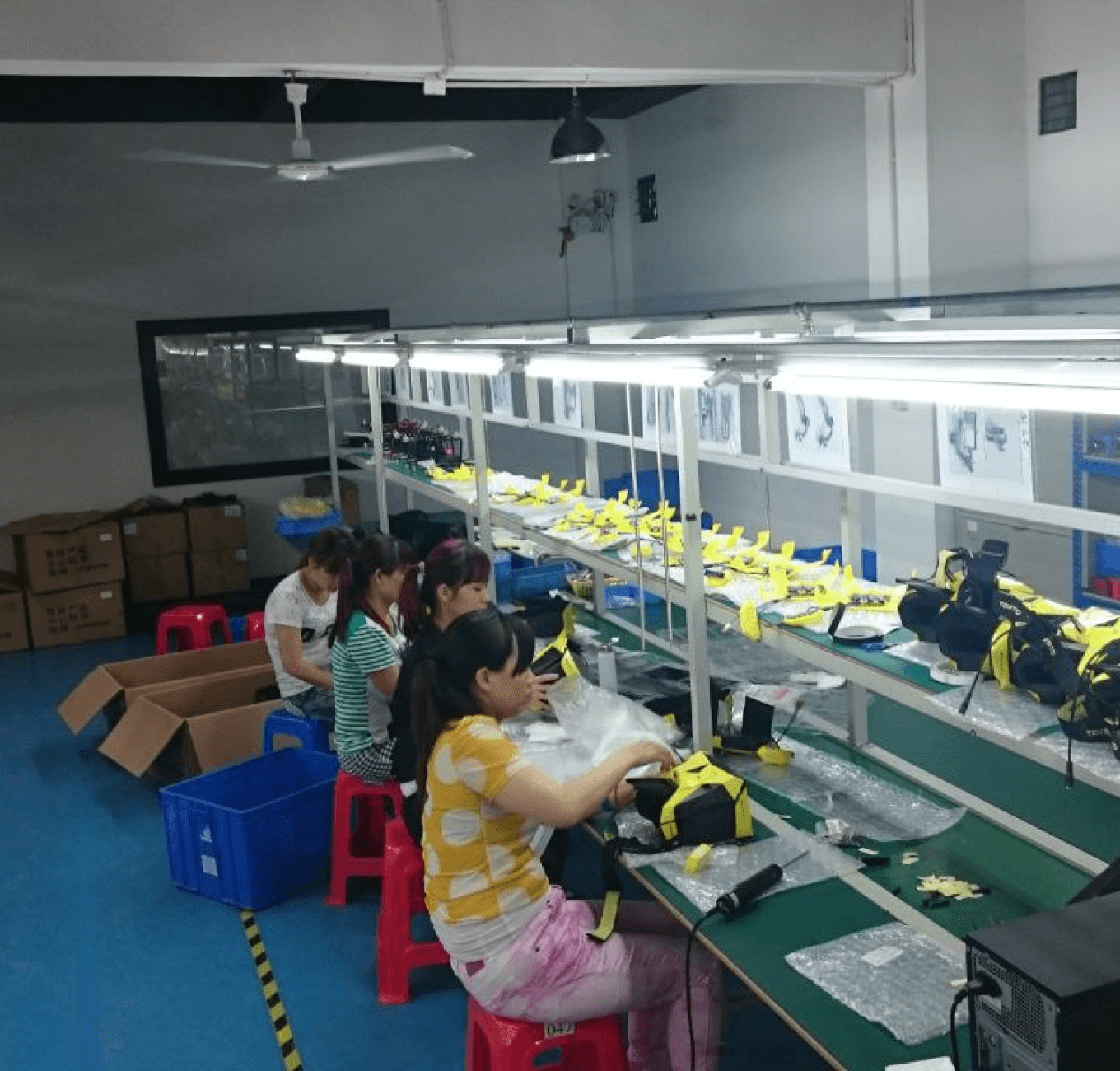 Производство квадрокоптеров: фото с фабрики